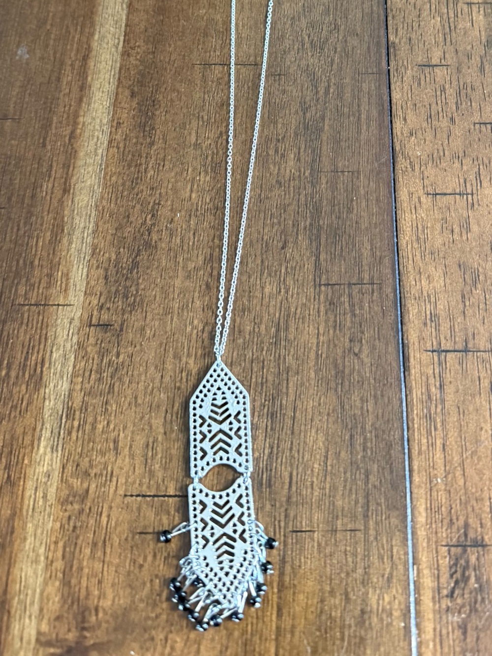 paparazzi Silver Geometric Filigree Pendant Necklace with Earrings